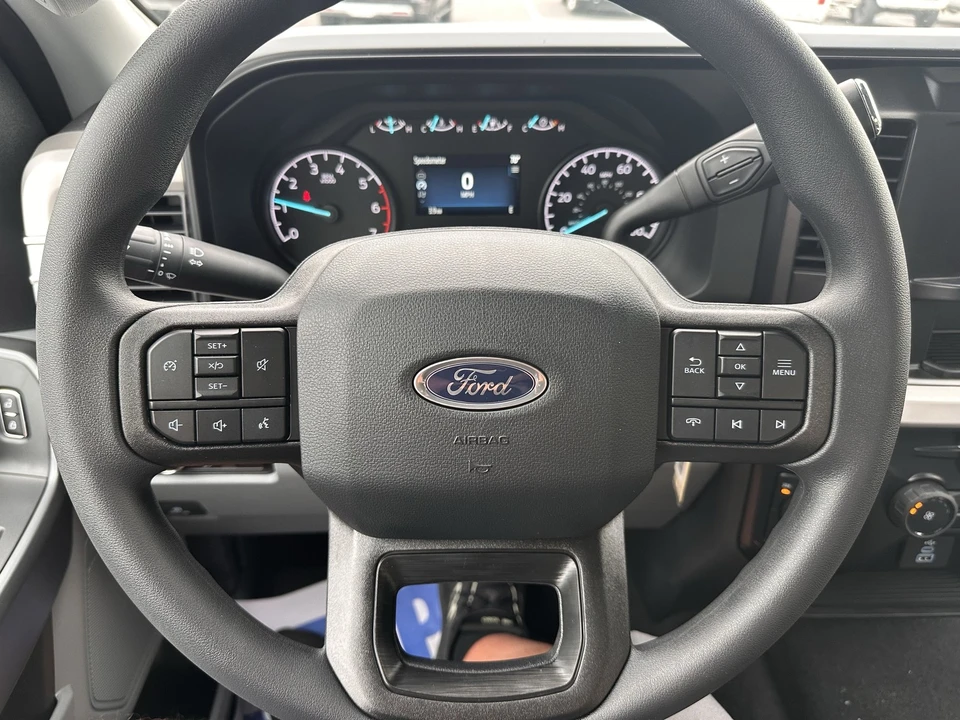 2026 Ford Super Duty 5th Gen - Image 21 of 30