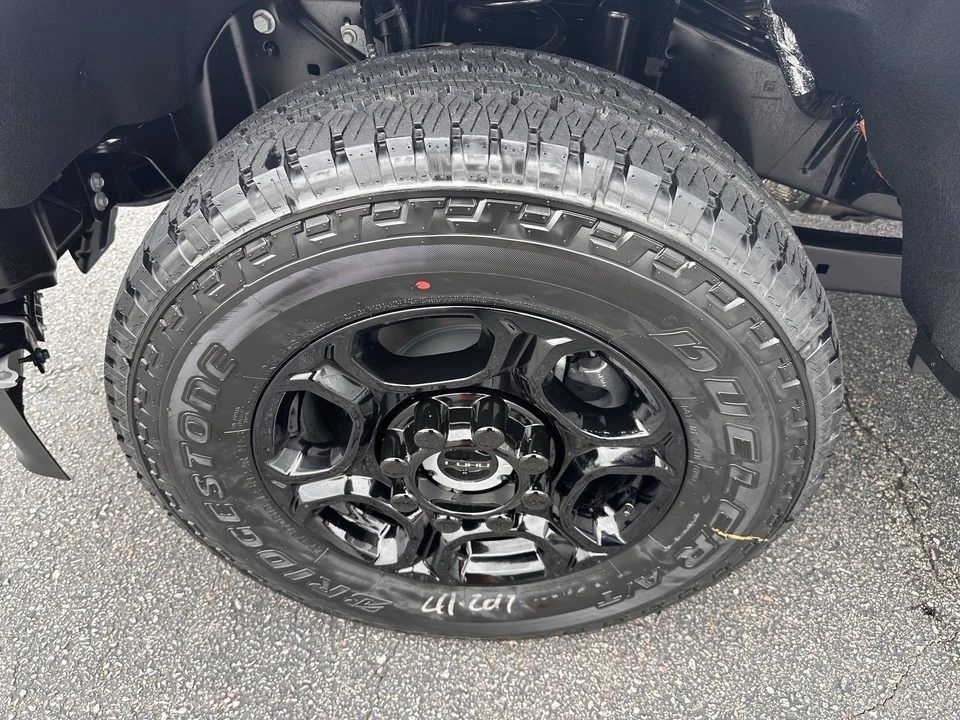 2026 Ford Super Duty 5th Gen - Image 29 of 30