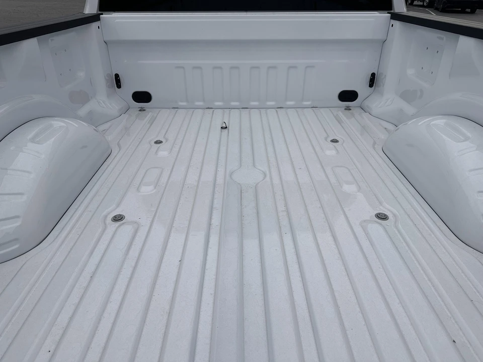 2026 Ford Super Duty 5th Gen - Image 9 of 30