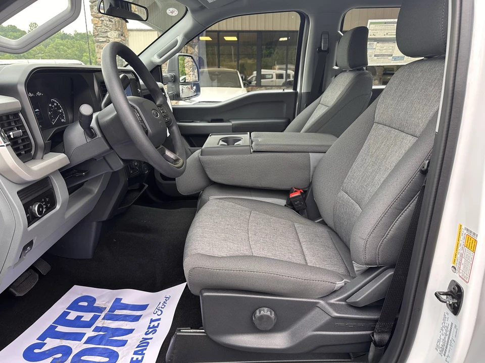 2026 Ford Super Duty 5th Gen - Image 11 of 30