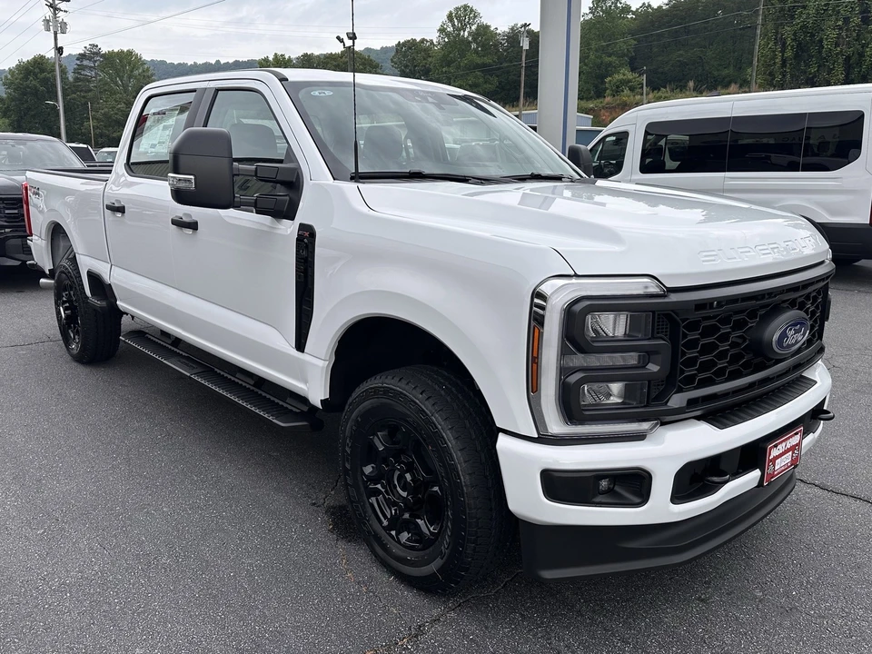 2026 Ford Super Duty 5th Gen - Image 4 of 30