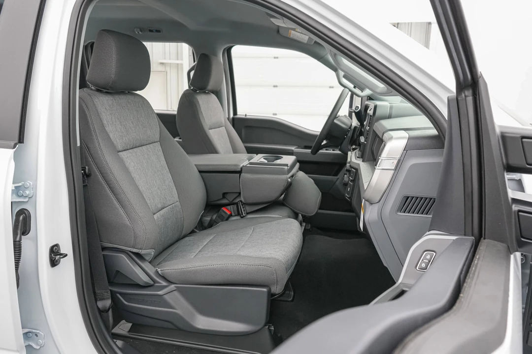 2026 Ford Super Duty 5th Gen - Image 21 of 24