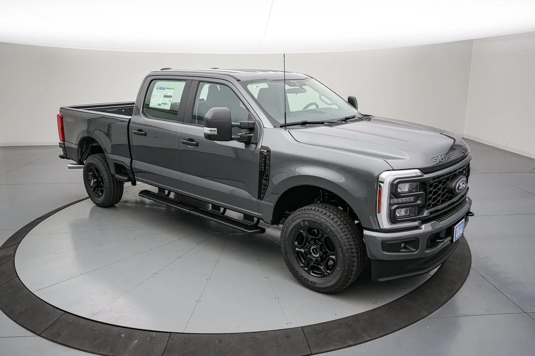 2026 Ford Super Duty 5th Gen - Image 2 of 23