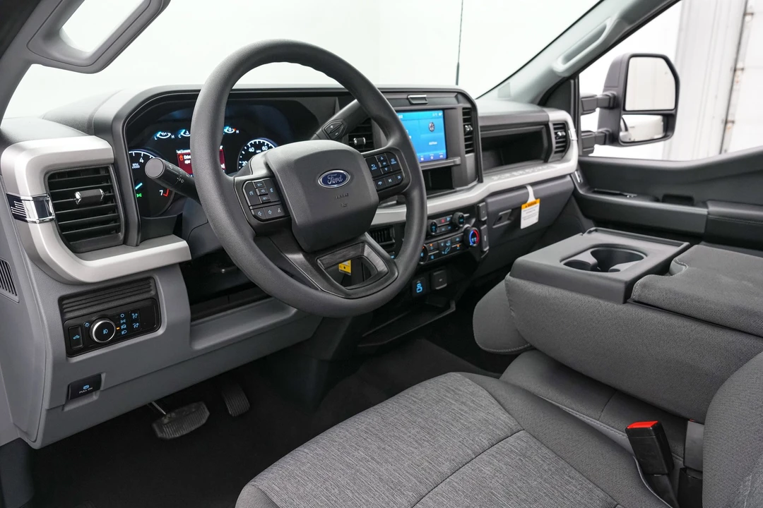 2026 Ford Super Duty 5th Gen - Image 14 of 23