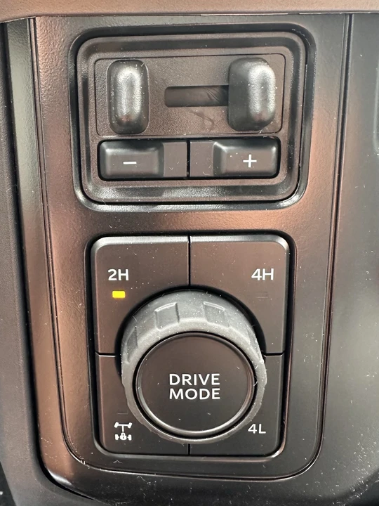 2026 Ford Super Duty 5th Gen - Image 21 of 29