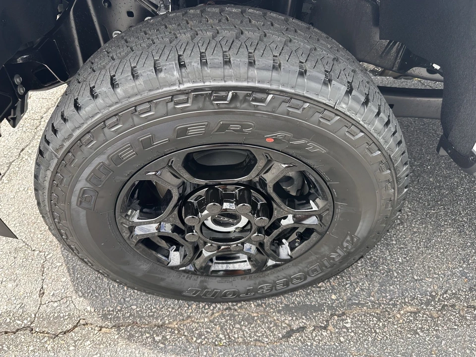 2026 Ford Super Duty 5th Gen - Image 28 of 29