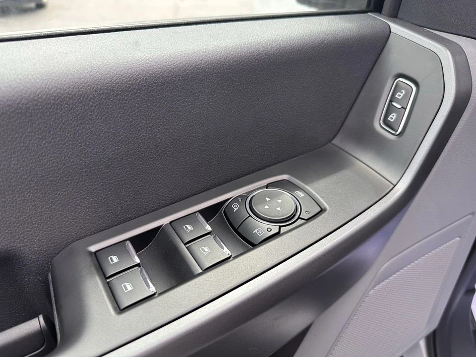 2026 Ford Super Duty 5th Gen - Image 19 of 29