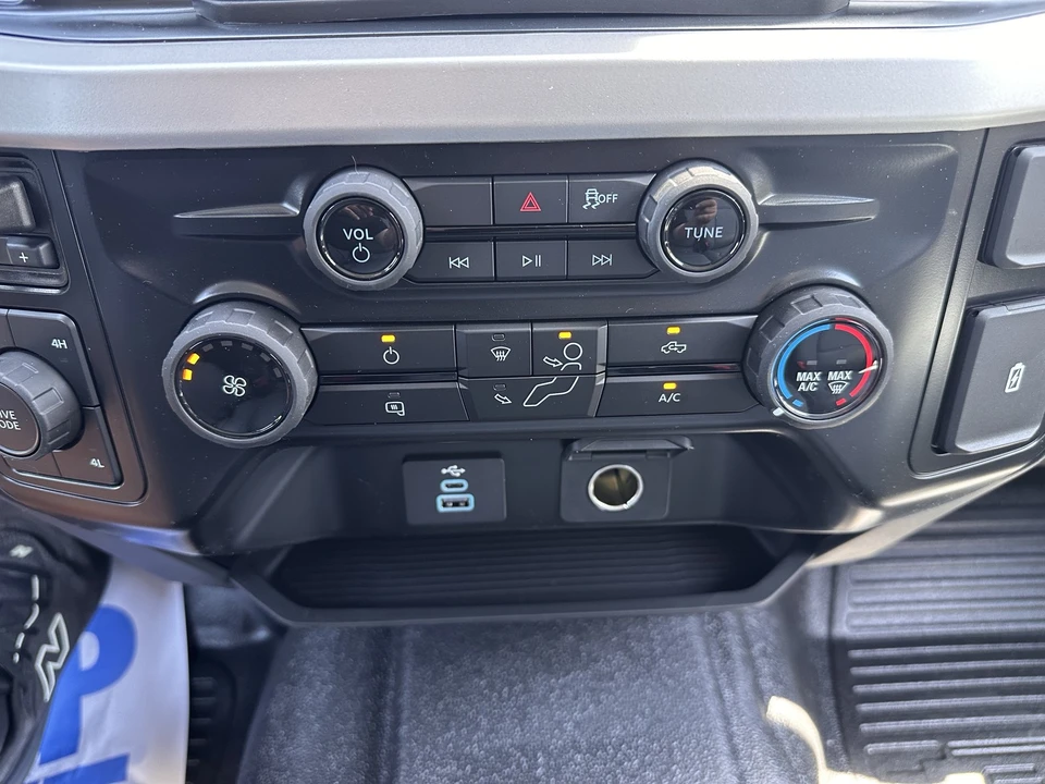 2026 Ford Super Duty 5th Gen - Image 27 of 31