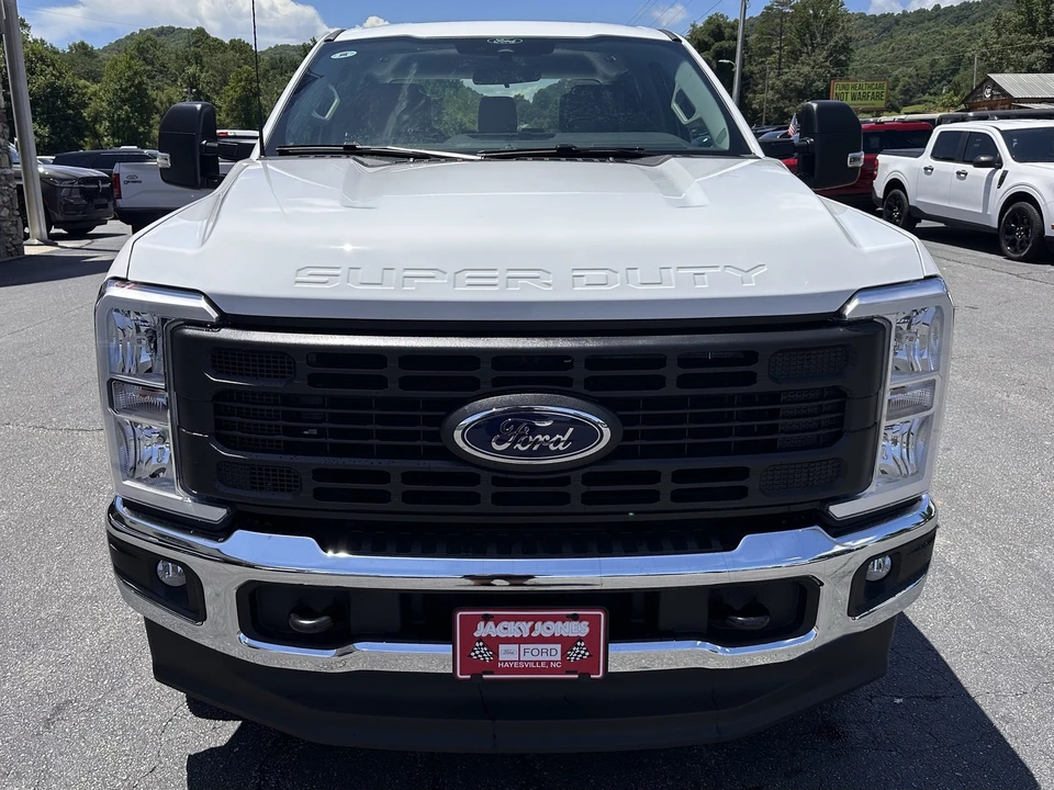 2026 Ford Super Duty 5th Gen - Image 3 of 31