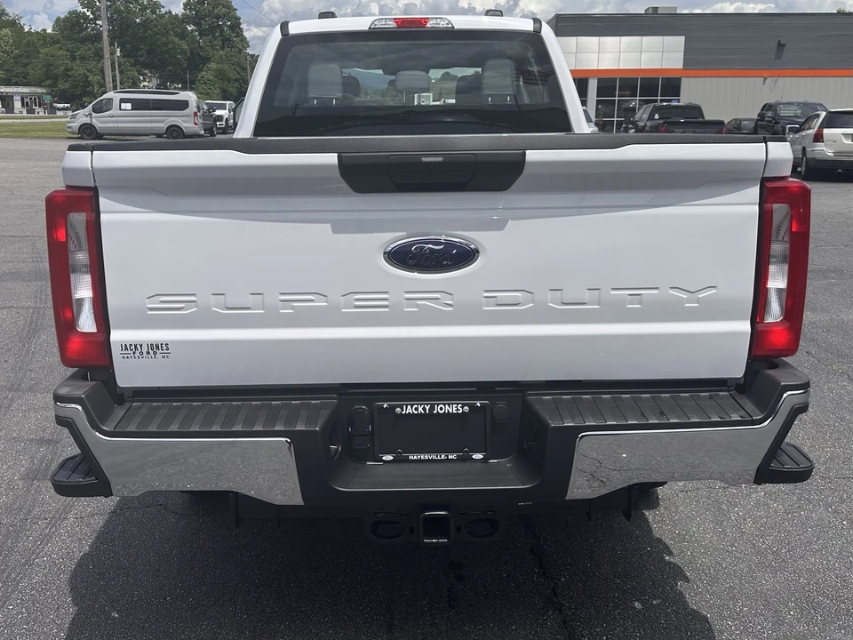 2026 Ford Super Duty 5th Gen - Image 7 of 30