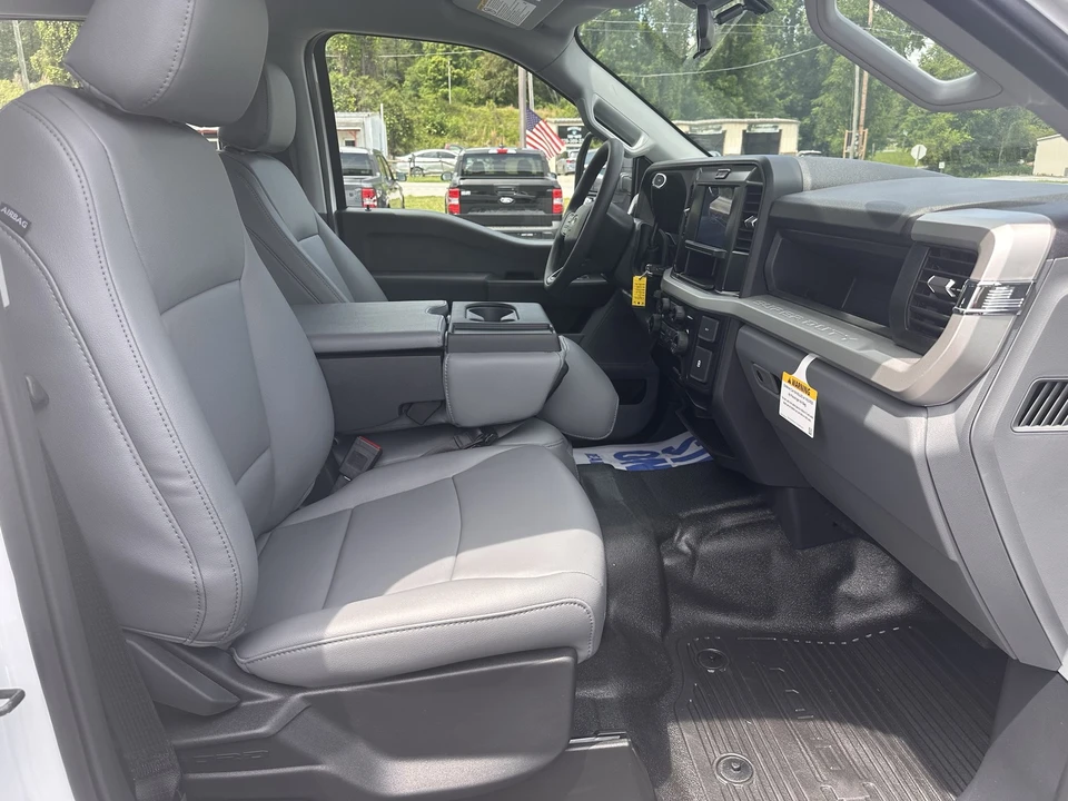 2026 Ford Super Duty 5th Gen - Image 15 of 30
