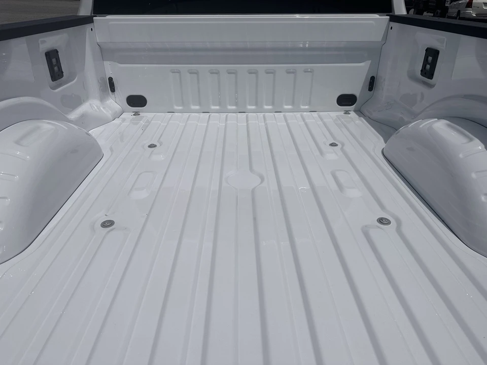2026 Ford Super Duty 5th Gen - Image 9 of 30
