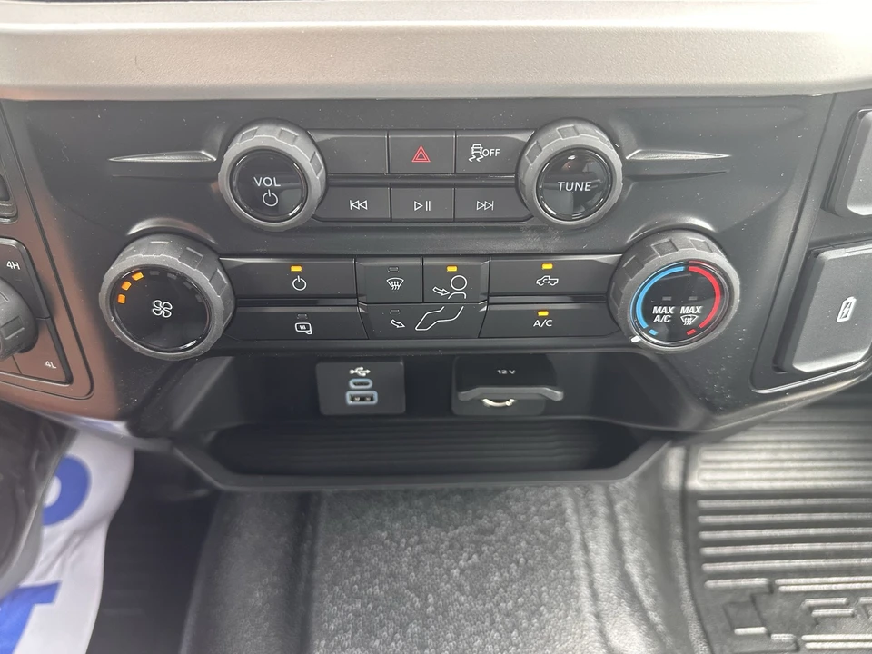2026 Ford Super Duty 5th Gen - Image 27 of 30