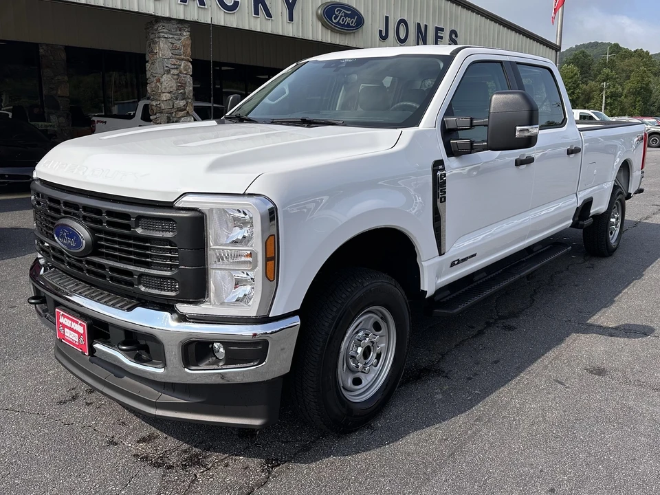 2026 Ford Super Duty 5th Gen - Image 2 of 30