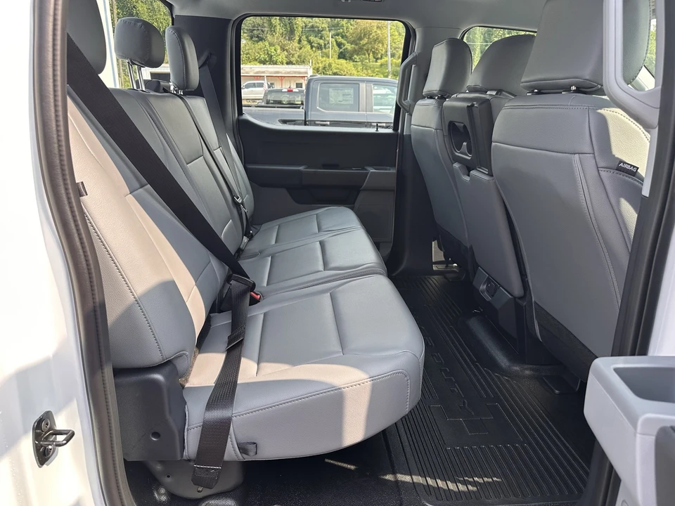 2026 Ford Super Duty 5th Gen - Image 17 of 30