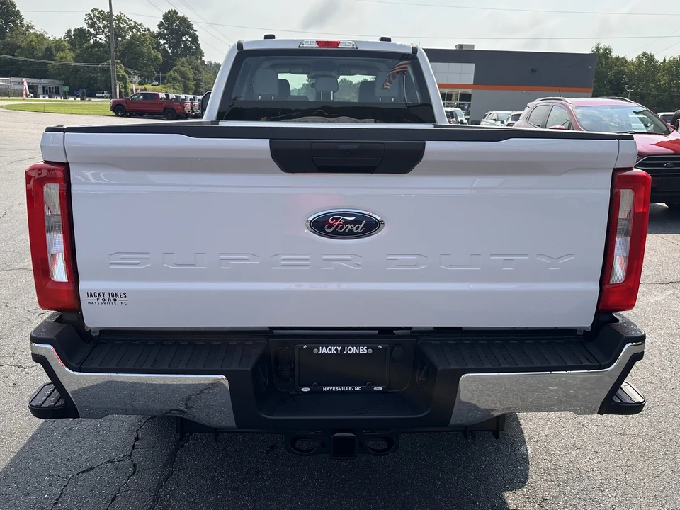 2026 Ford Super Duty 5th Gen - Image 7 of 30
