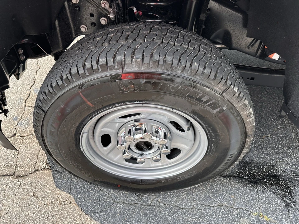 2026 Ford Super Duty 5th Gen - Image 28 of 30