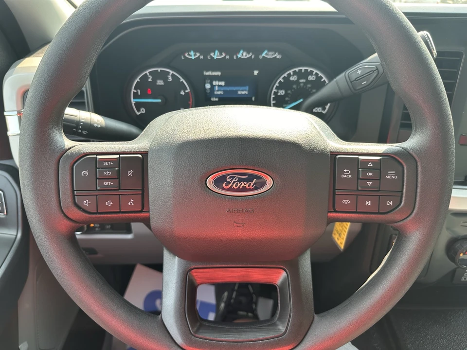 2026 Ford Super Duty 5th Gen - Image 21 of 30