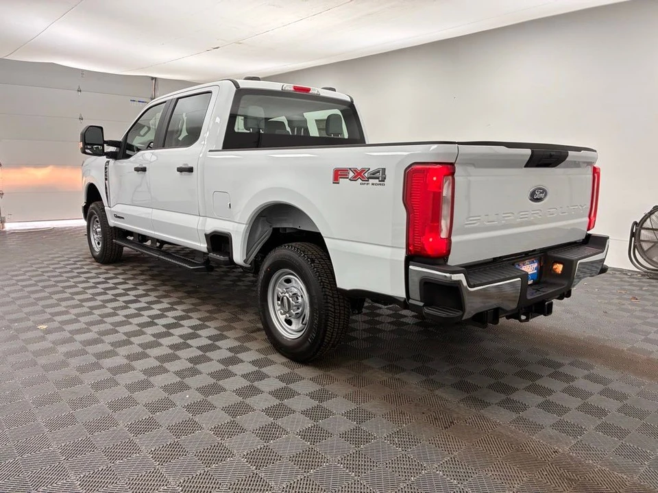 2026 Ford Super Duty 5th Gen - Image 7 of 12