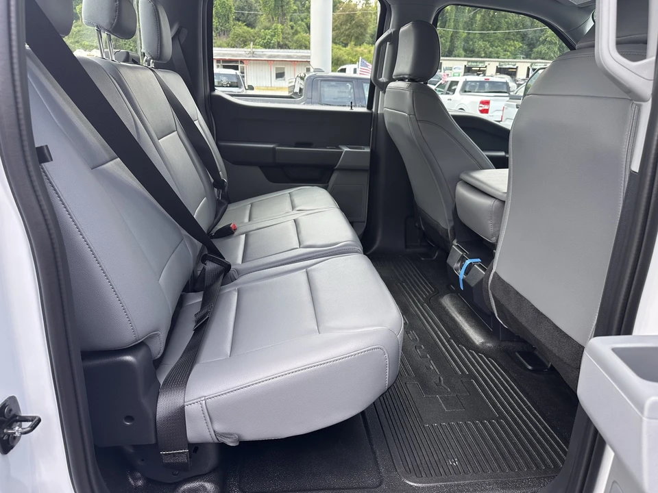 2026 Ford Super Duty 5th Gen - Image 18 of 30