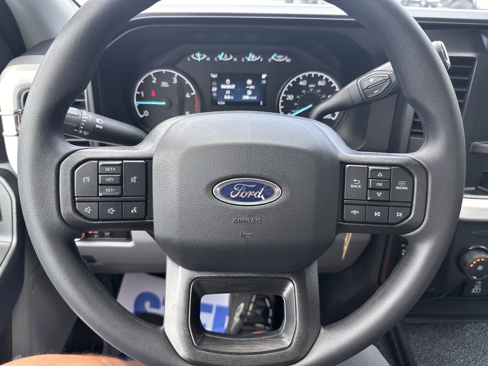 2026 Ford Super Duty 5th Gen - Image 21 of 30