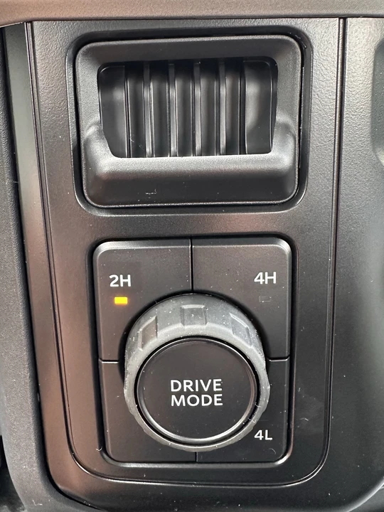 2026 Ford Super Duty 5th Gen - Image 11 of 30