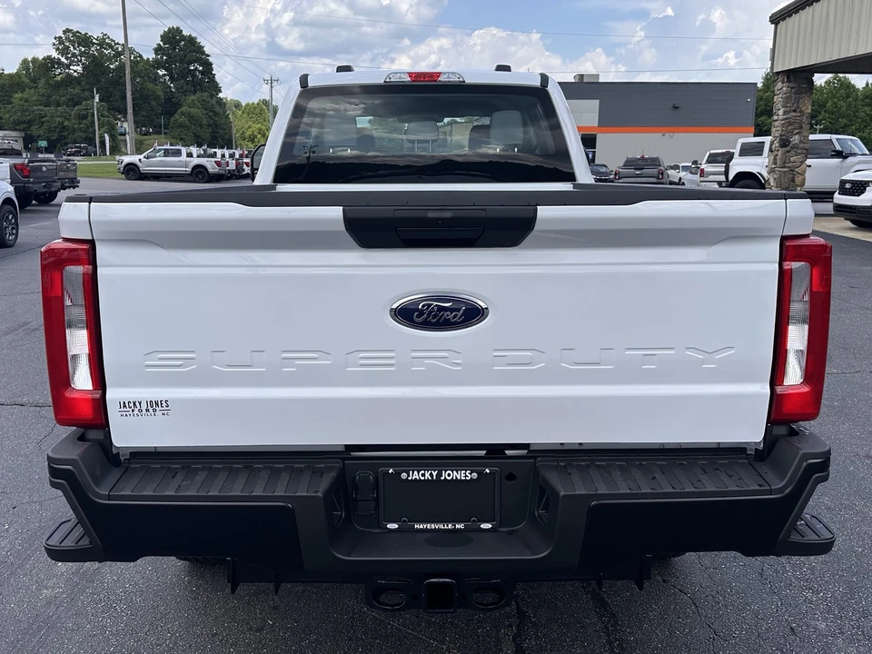 2026 Ford Super Duty 5th Gen - Image 7 of 30