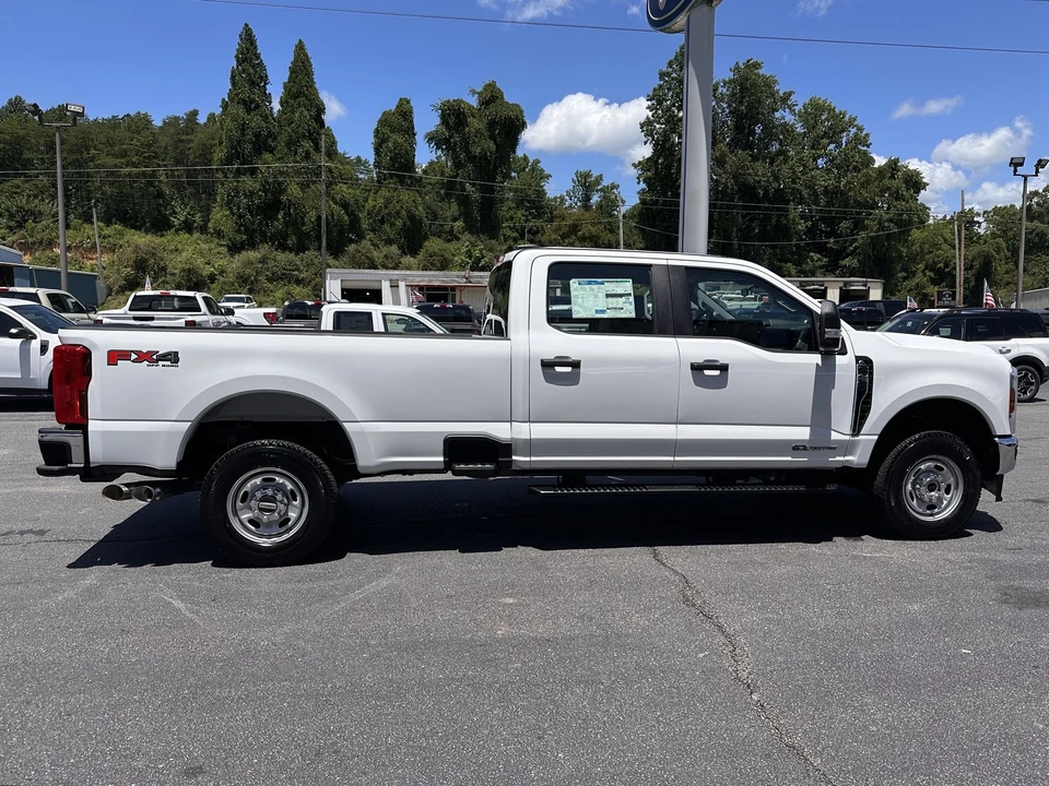 2026 Ford Super Duty 5th Gen - Image 5 of 31