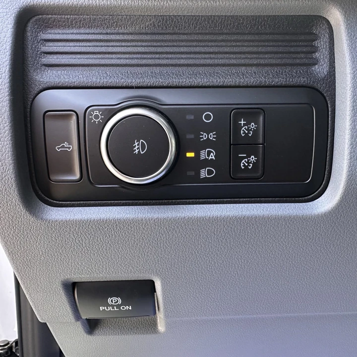 2026 Ford Super Duty 5th Gen - Image 19 of 31