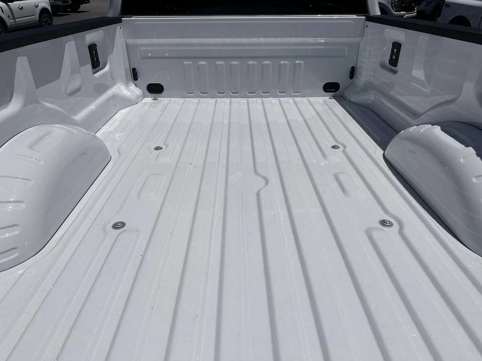 2026 Ford Super Duty 5th Gen - Image 9 of 31