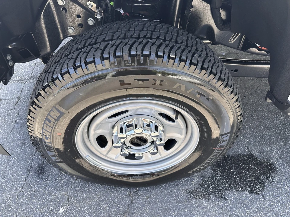 2026 Ford Super Duty 5th Gen - Image 29 of 31