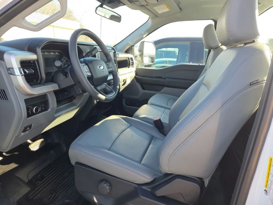 2026 Ford Super Duty 5th Gen - Image 3 of 4