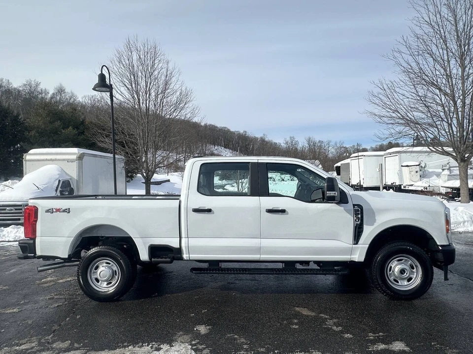 2026 Ford Super Duty 5th Gen - Image 8 of 12