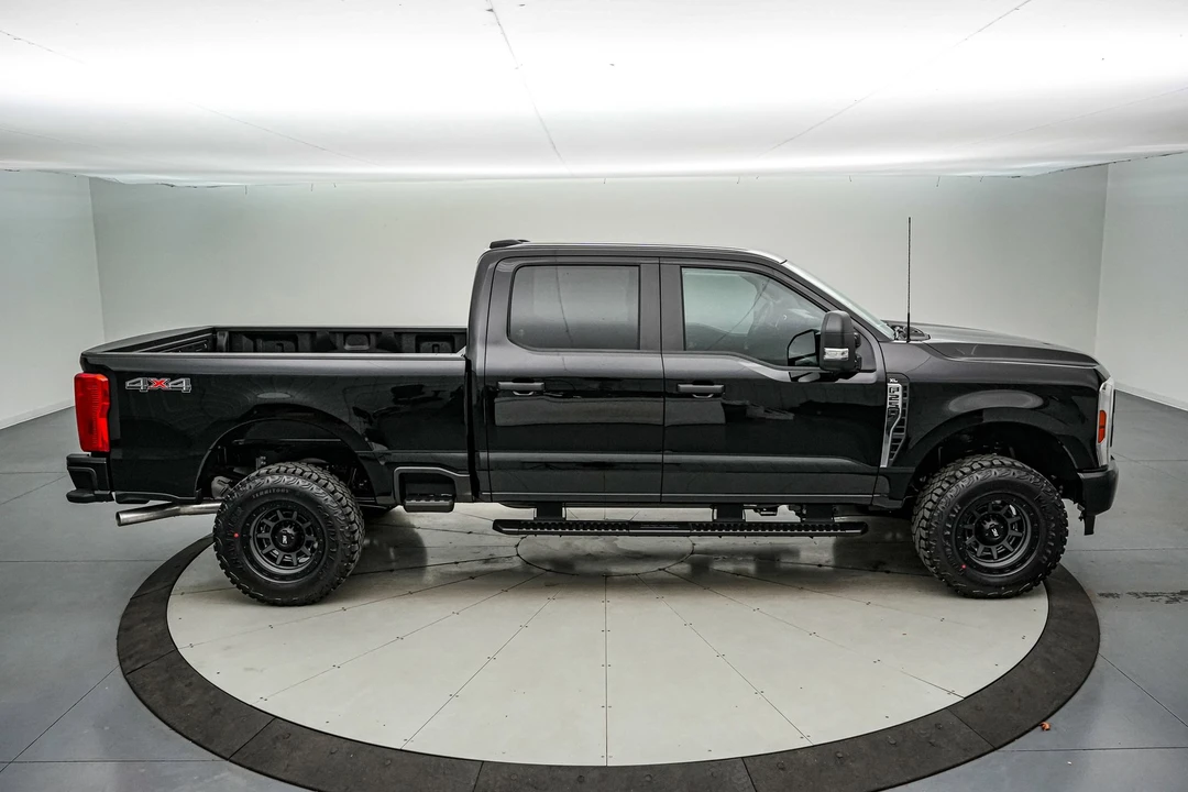 2026 Ford Super Duty 5th Gen - Image 4 of 21
