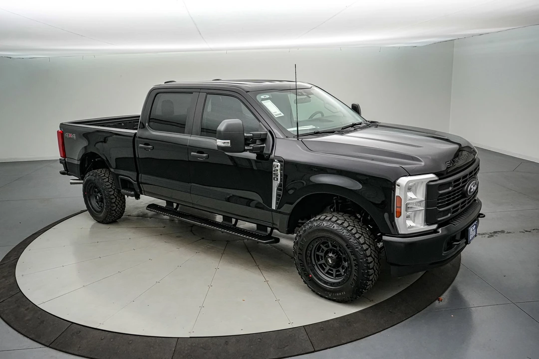 2026 Ford Super Duty 5th Gen - Image 2 of 21