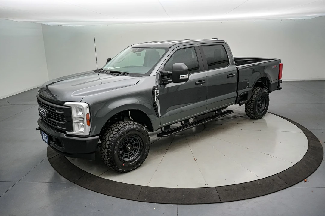 2026 Ford Super Duty 5th Gen - Image 10 of 21