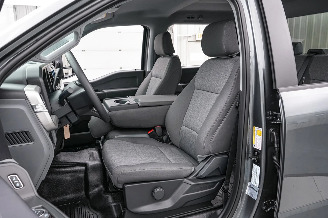 2026 Ford Super Duty 5th Gen - Image 13 of 21