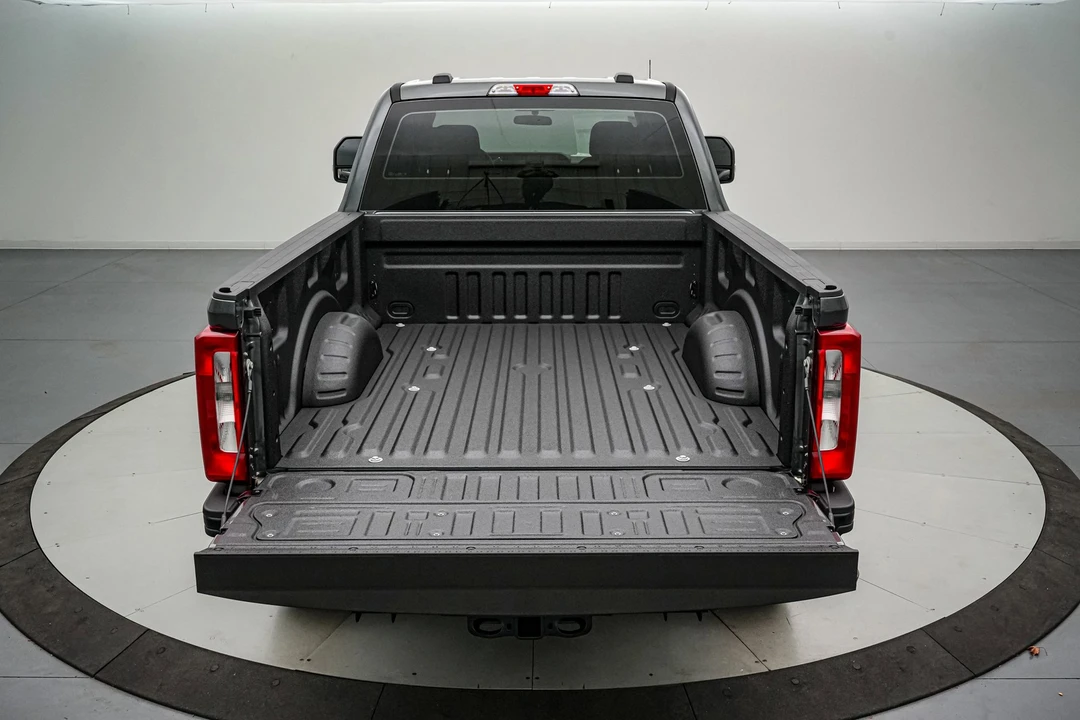 2026 Ford Super Duty 5th Gen - Image 7 of 21