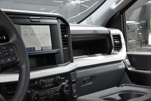 2026 Ford Super Duty 5th Gen - Image 11 of 18
