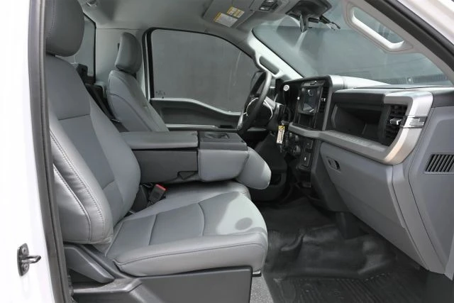2026 Ford Super Duty 5th Gen - Image 16 of 18