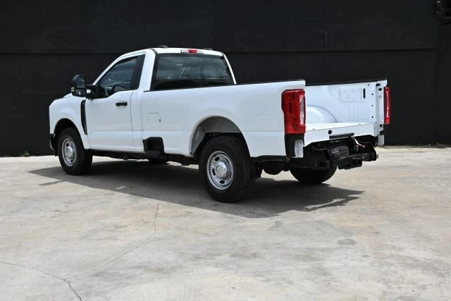 2026 Ford Super Duty 5th Gen - Image 3 of 18