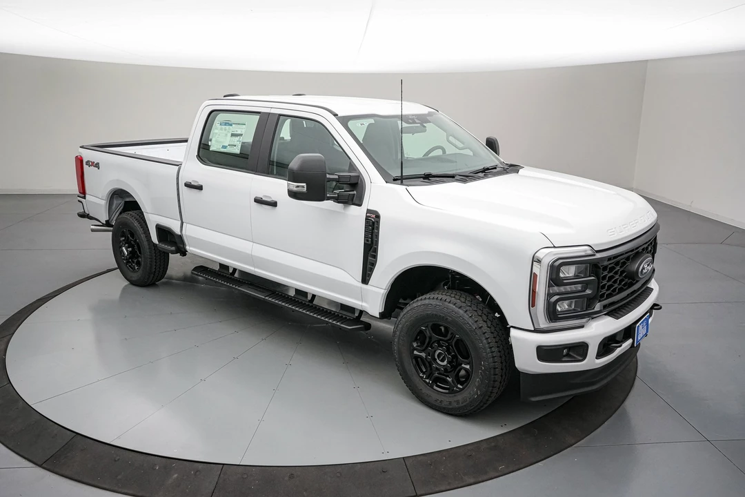 2026 Ford Super Duty 5th Gen - Image 2 of 24