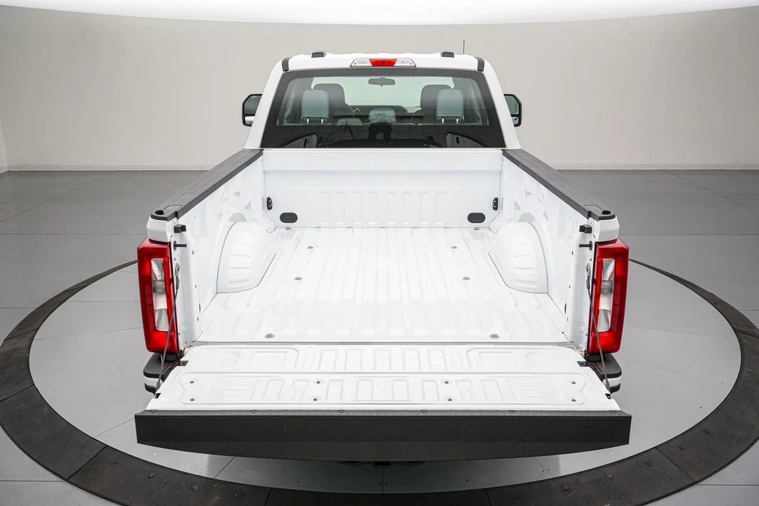 2026 Ford Super Duty 5th Gen - Image 7 of 24
