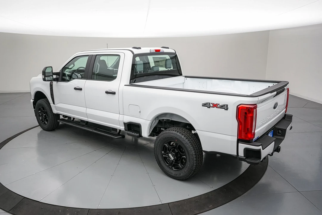 2026 Ford Super Duty 5th Gen - Image 8 of 24