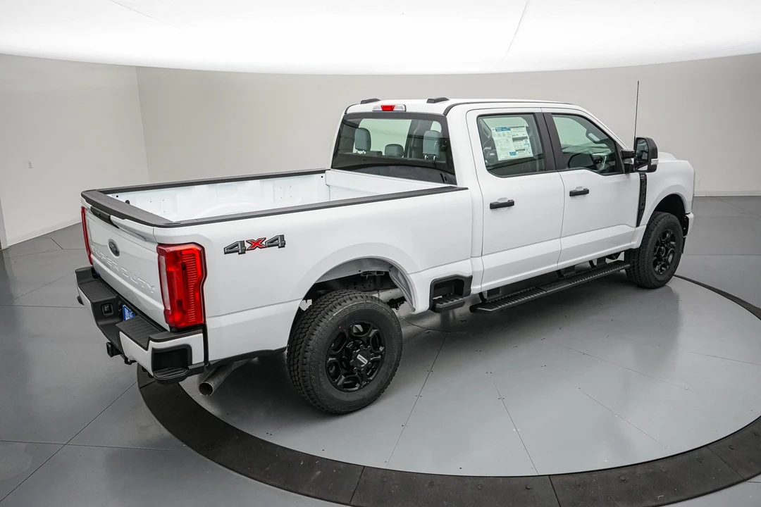 2026 Ford Super Duty 5th Gen - Image 5 of 24