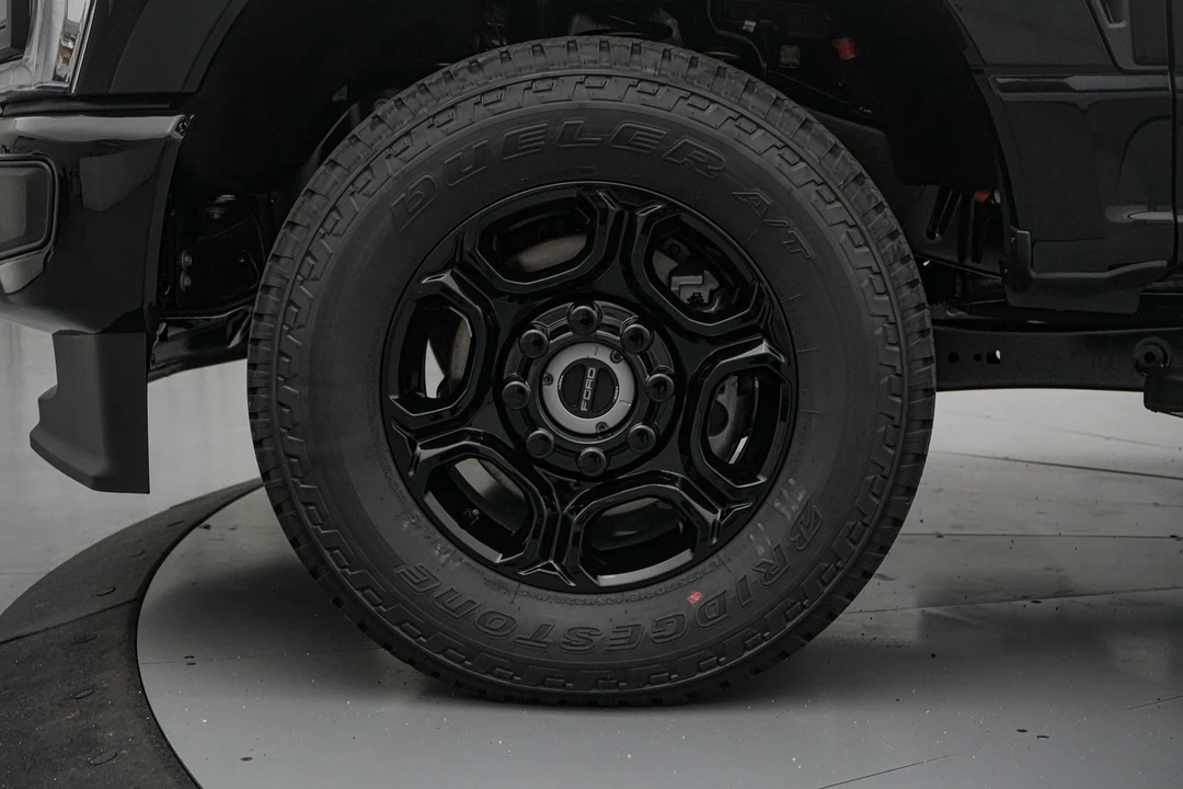 2026 Ford Super Duty 5th Gen - Image 12 of 24