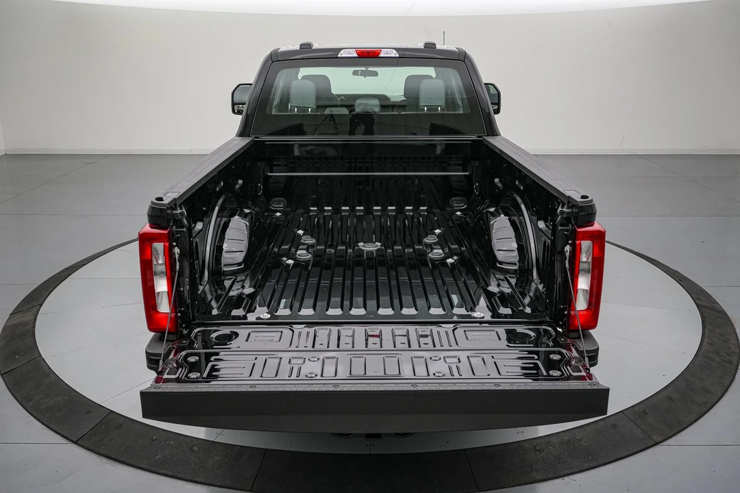 2026 Ford Super Duty 5th Gen - Image 7 of 24