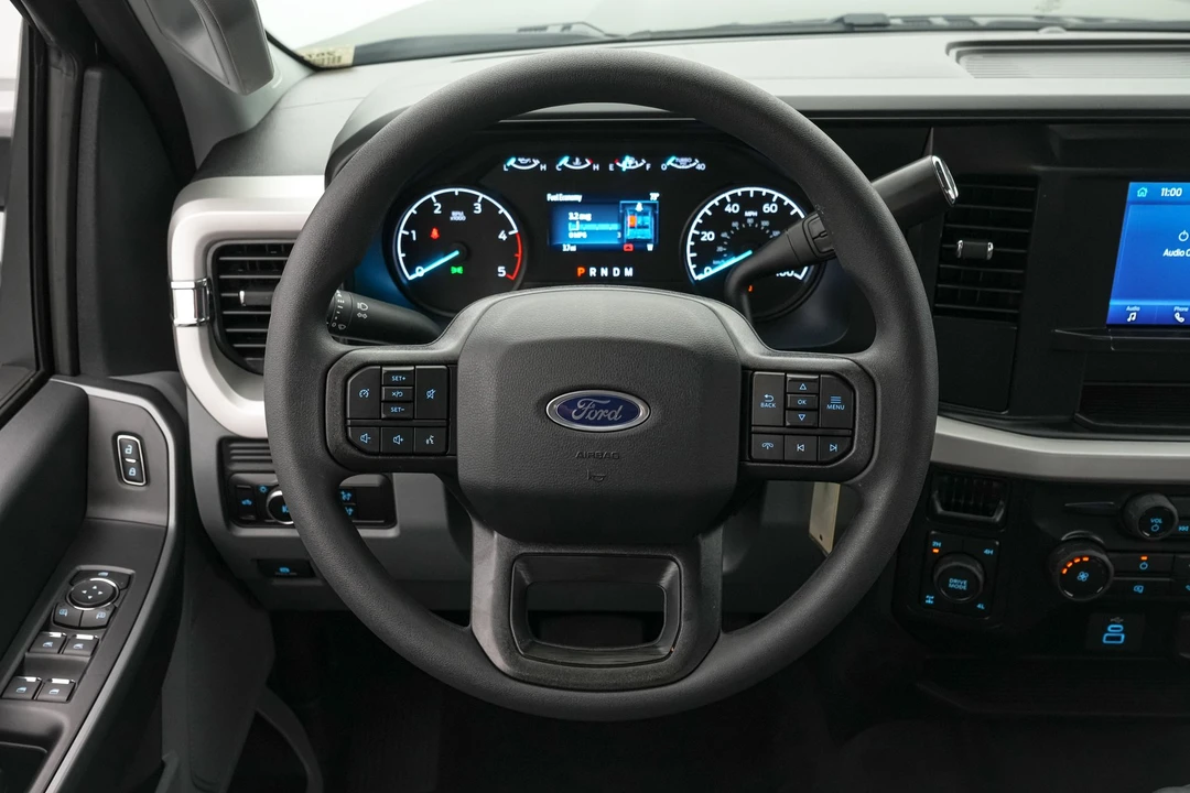 2026 Ford Super Duty 5th Gen - Image 15 of 24