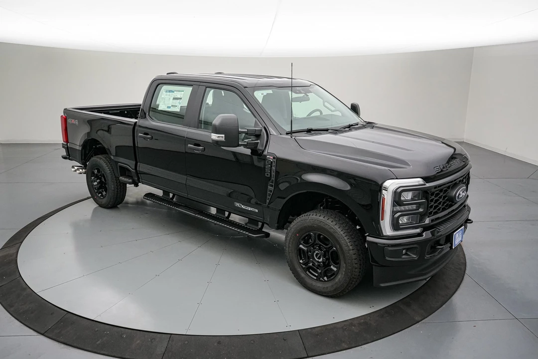 2026 Ford Super Duty 5th Gen - Image 2 of 24