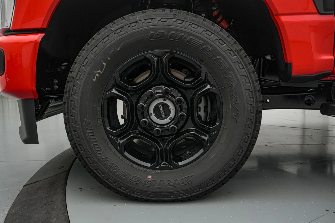 2026 Ford Super Duty 5th Gen - Image 12 of 24